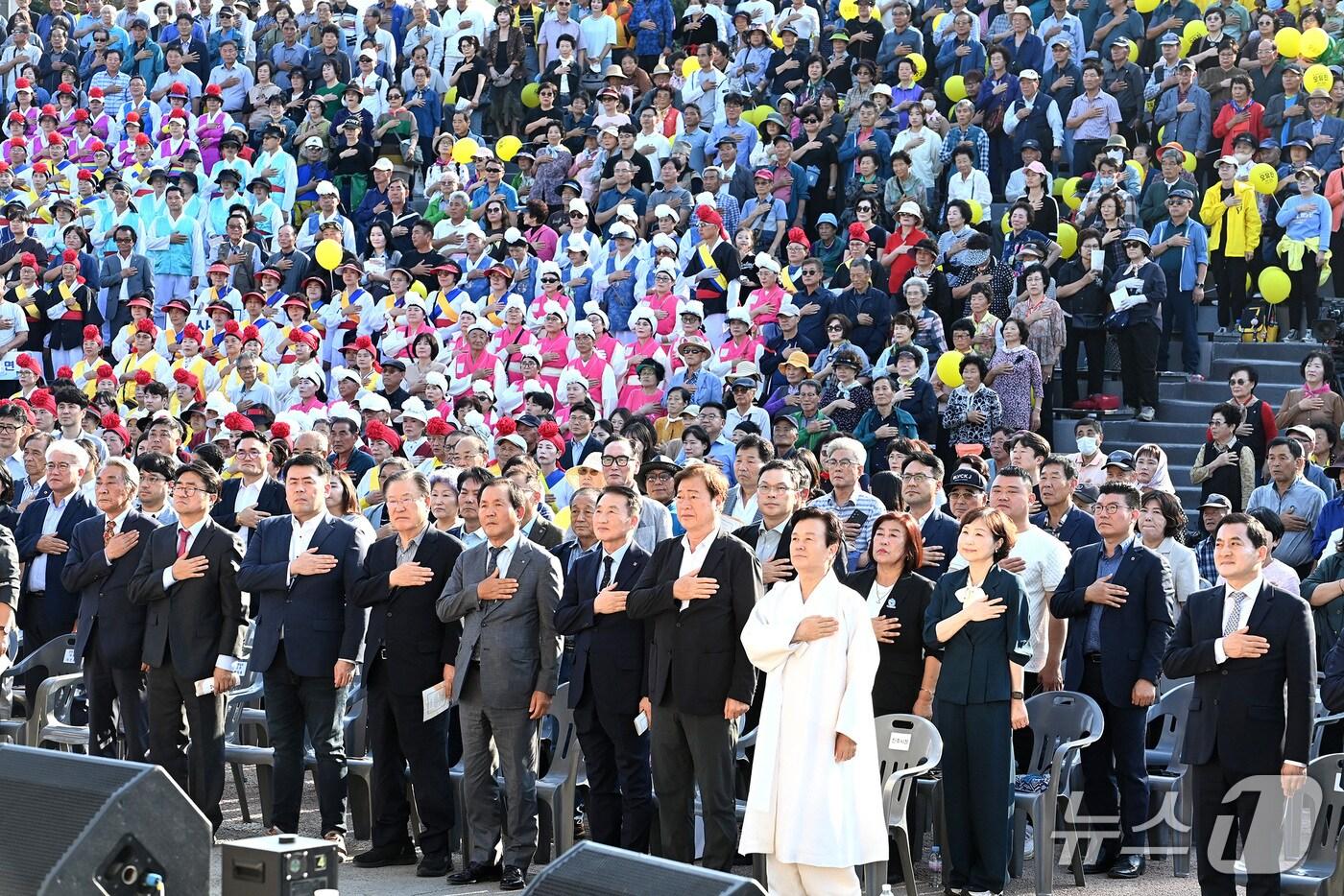 진주시민의 날 행사 장면&#40;진주시 제공. 재판매 및 DB금지&#41;. 2025.10.10
