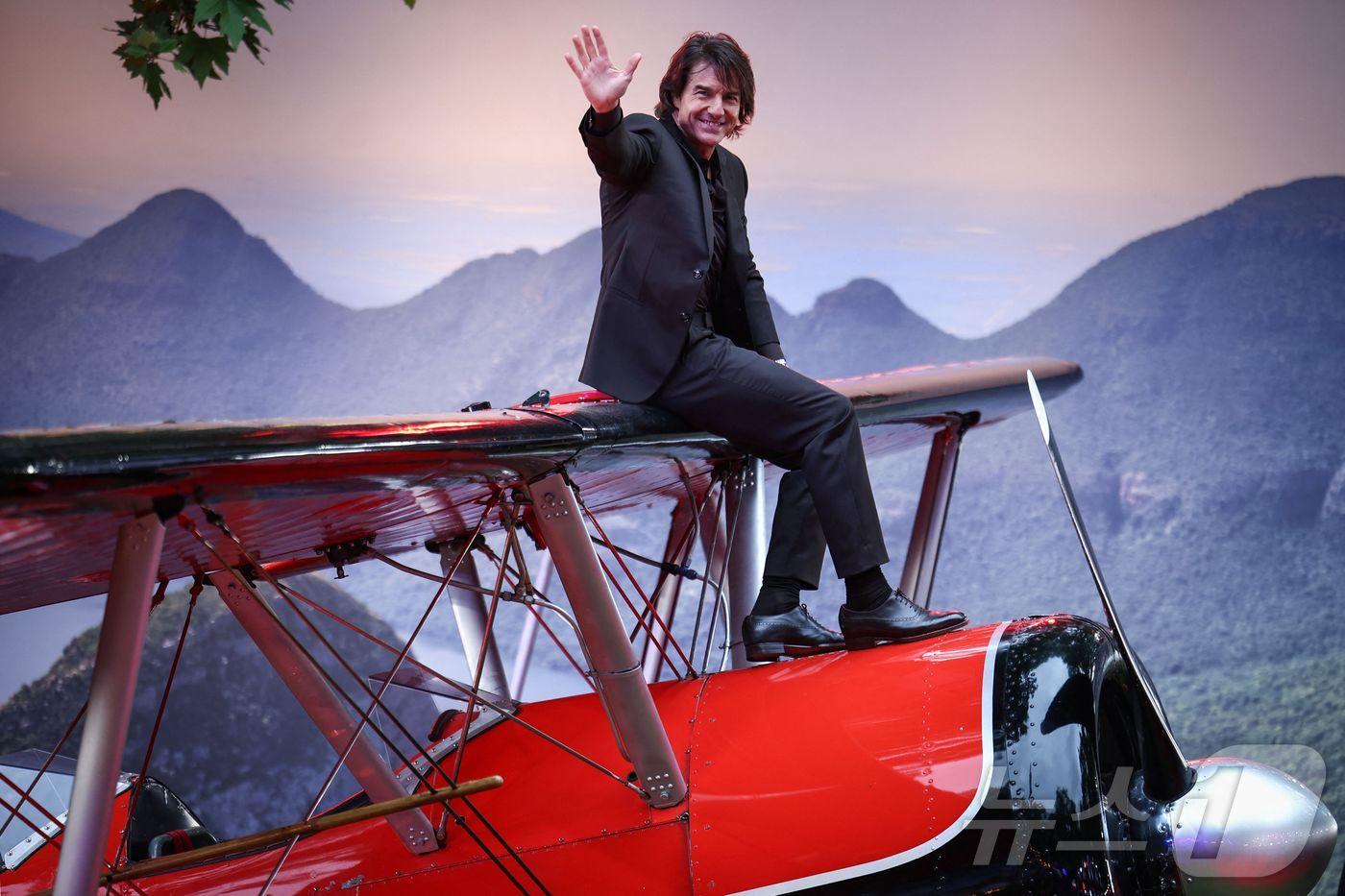 2025년 5월 15일, 런던 중심 레스터 스퀘어 가든에서 열린 영화 ‘미션 임파서블: 더 파이널 레코닝’ 글로벌 시사회의 톰 크루즈 ⓒ AFP=뉴스1