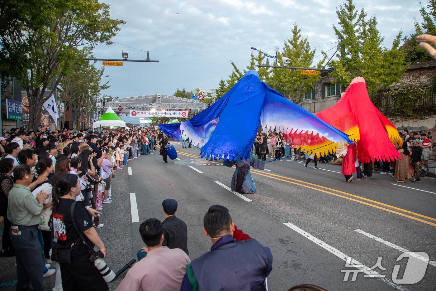 군산시 대표축제인 &#39;시간여행축제&#39;가 12일 4일간의 일정을 마무리했다.&#40;군산시 제공. 재판매 및 DB금지&#41;