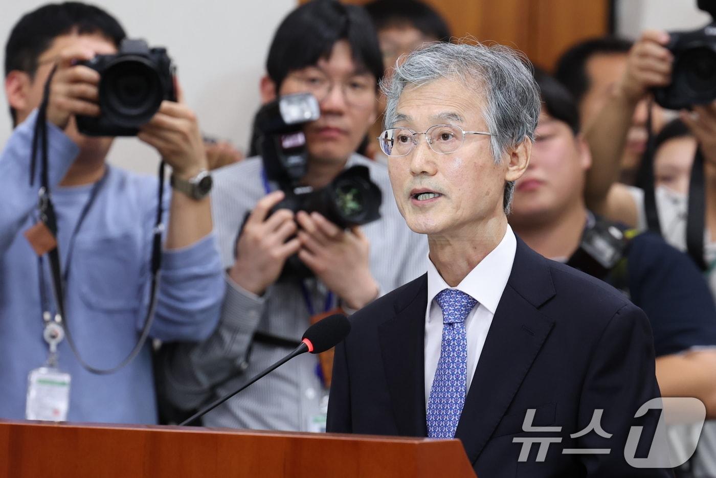 조희대 대법원장이 13일 서울 여의도 국회에서 열린 법제사법위원회의 대법원 등에 대한 국정감사에 출석해 인사말을 하고 있다. 2025.10.13/뉴스1 ⓒ News1 유승관 기자