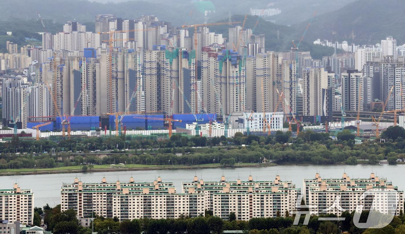 서울 아파트 단지 모습.&#40;자료사진&#41;뉴스1 ⓒ News1 김명섭 기자