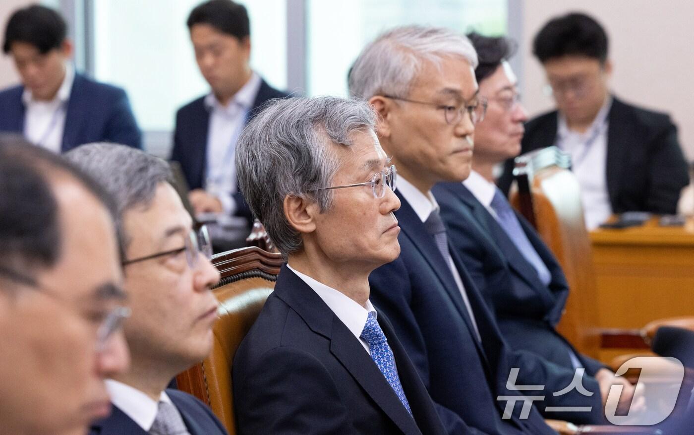 조희대 대법원장이 13일 서울 여의도 국회에서 열린 법제사법위원회의 대법원 등에 대한 국정감사에 출석해 있다. 2025.10.13/뉴스1 ⓒ News1 이승배 기자