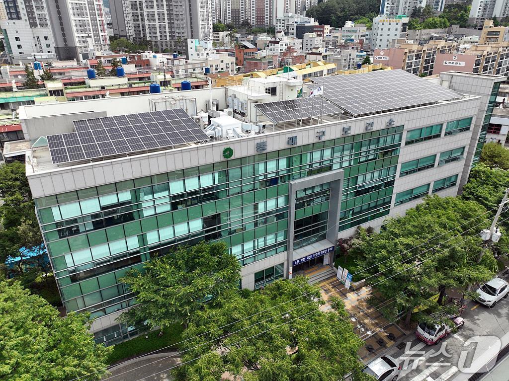 본문 이미지 - 동래구 보건소 전경.(동래구 제공. 재판매 및 DB금지)