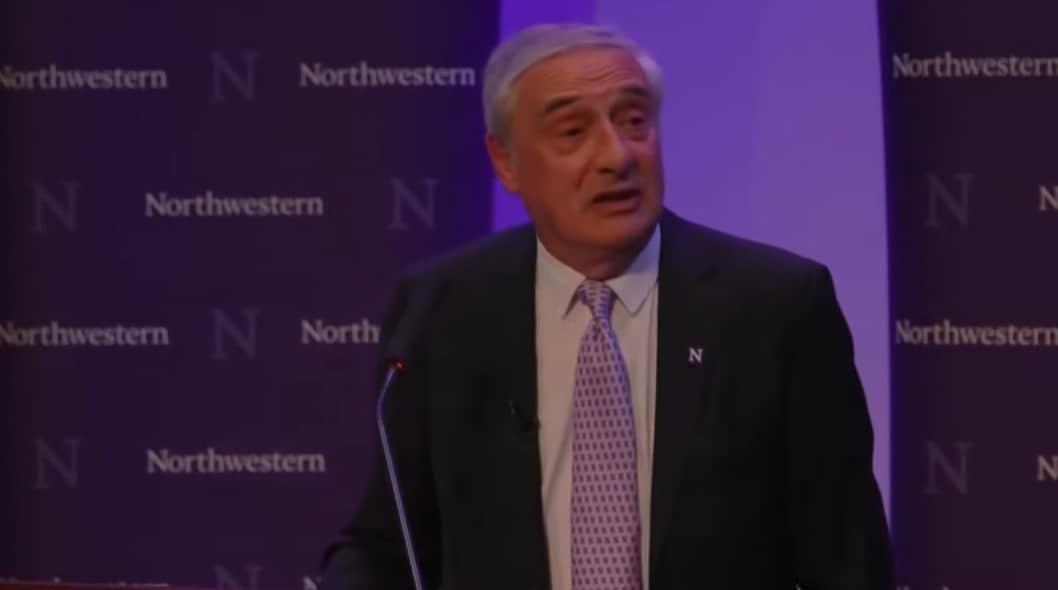 본문 이미지 - 13일&#40;현지시간&#41; 혁신이 주도하는 지속적 성장을 연구해 노벨 경제학상을 수상한 조엘 모키어 미국 노스웨스턴대 교수가 기자회견을 하고 있다. &#40;사진=기자회견 영상 갈무리&#41;