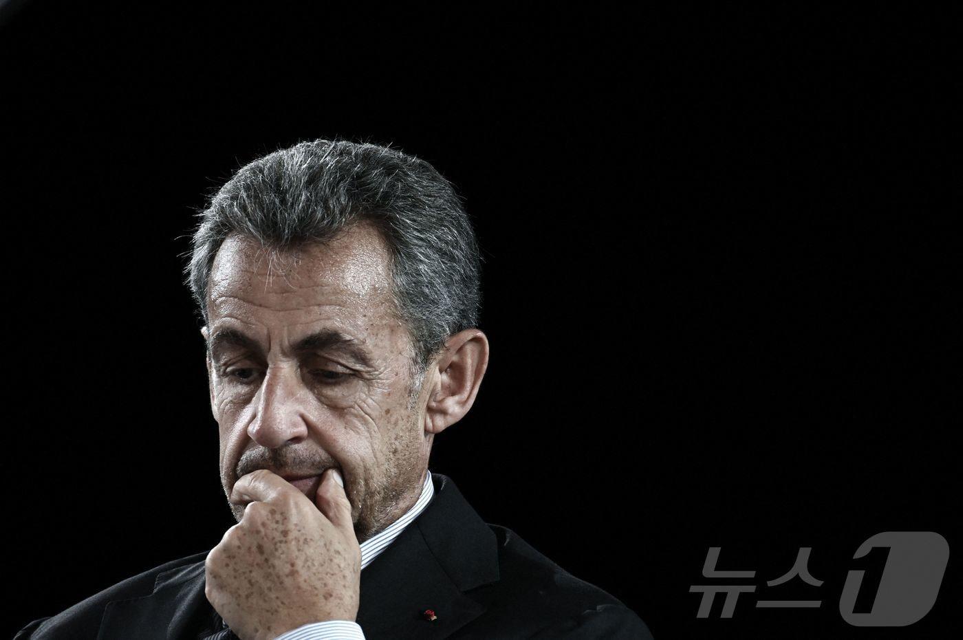 니콜라 사르코지 전 프랑스 대통령이 2021년 10월 프랑스 남서부 보르도에서 열린 제76차 프랑스 전국 공인회계사 협회 총회에 참석하고 있다. 2021.10.8 ⓒ AFP=뉴스1