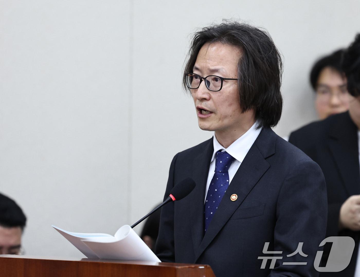 본문 이미지 - 주병기 공정거래위원장이 14일 오전 서울 여의도 국회에서 열린 정무위원회 국정감사에서 업무보고를 하고 있다. 2025.10.14/뉴스1 ⓒ News1 구윤성 기자