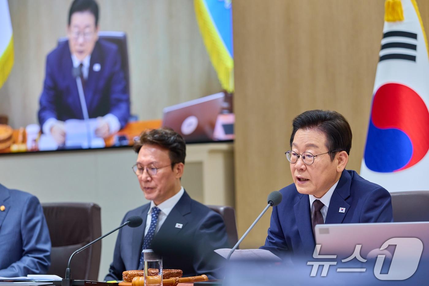 이재명 대통령이 14일 서울 용산 대통령실 청사에서 열린 국무회의에서 발언하고 있다. &#40;대통령실 제공. 재판매 및 DB 금지&#41; 2025.10.14/뉴스1 ⓒ News1 허경 기자