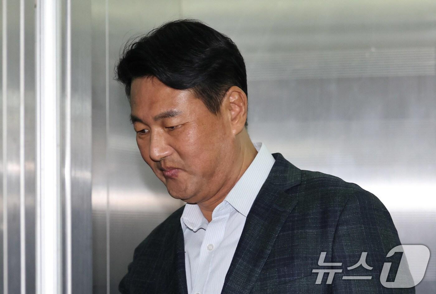 김태효 전 국가안보실 1차장이 14일 서울 서초구 순직해병 특검 사무실에 피의자 조사를 받기 위해 출석하고 있다. 2025.10.14/뉴스1 ⓒ News1 박지혜 기자