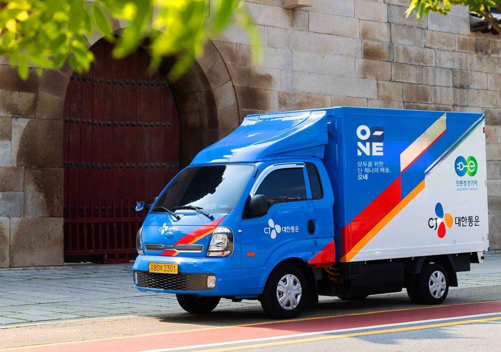 본문 이미지 - 전통시장과 상생 나선 CJ대한통운 (CJ대한통운 제공)