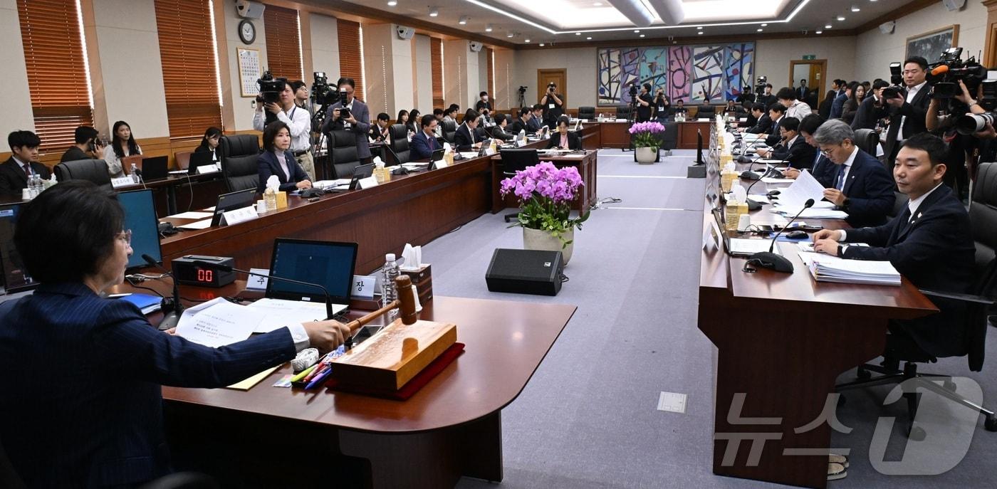15일 서초구 대법원에서 열린 국회 법제사법위원회 &#39;현장 국정감사&#39;가 열리고 있다. 2025.10.15/뉴스1 ⓒ News1 국회사진기자단