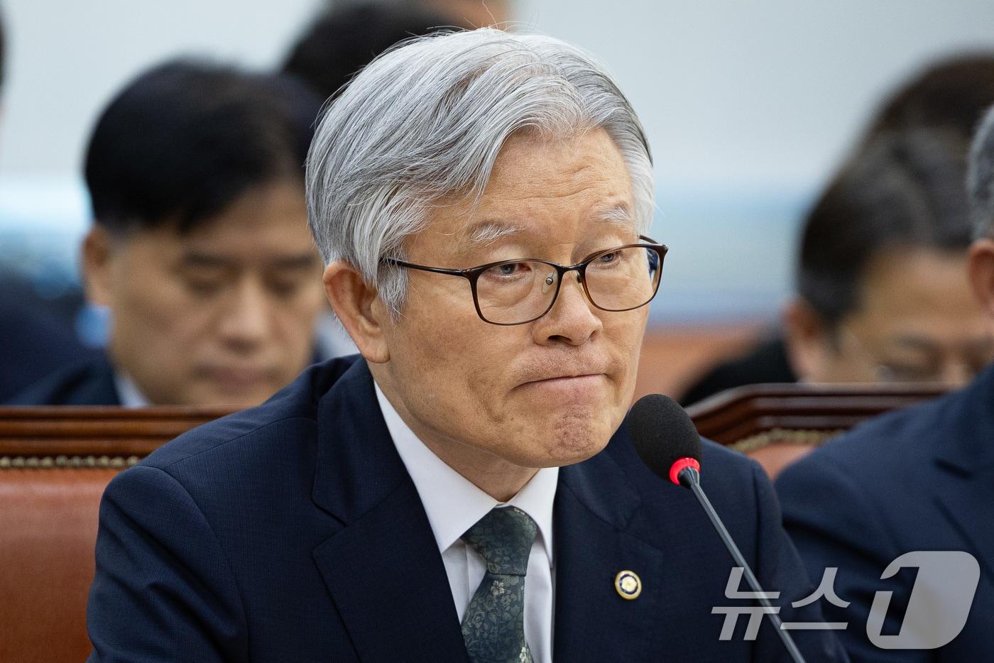 본문 이미지 - 최동석 인사혁신처장. 2025.10.15 ⓒ 뉴스1 유승관 기자