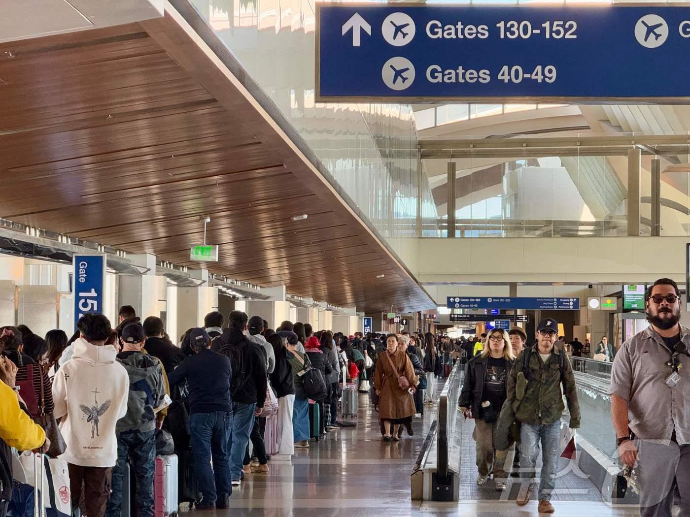 본문 이미지 - 미국의 공항 모습 ⓒ AFP=뉴스1