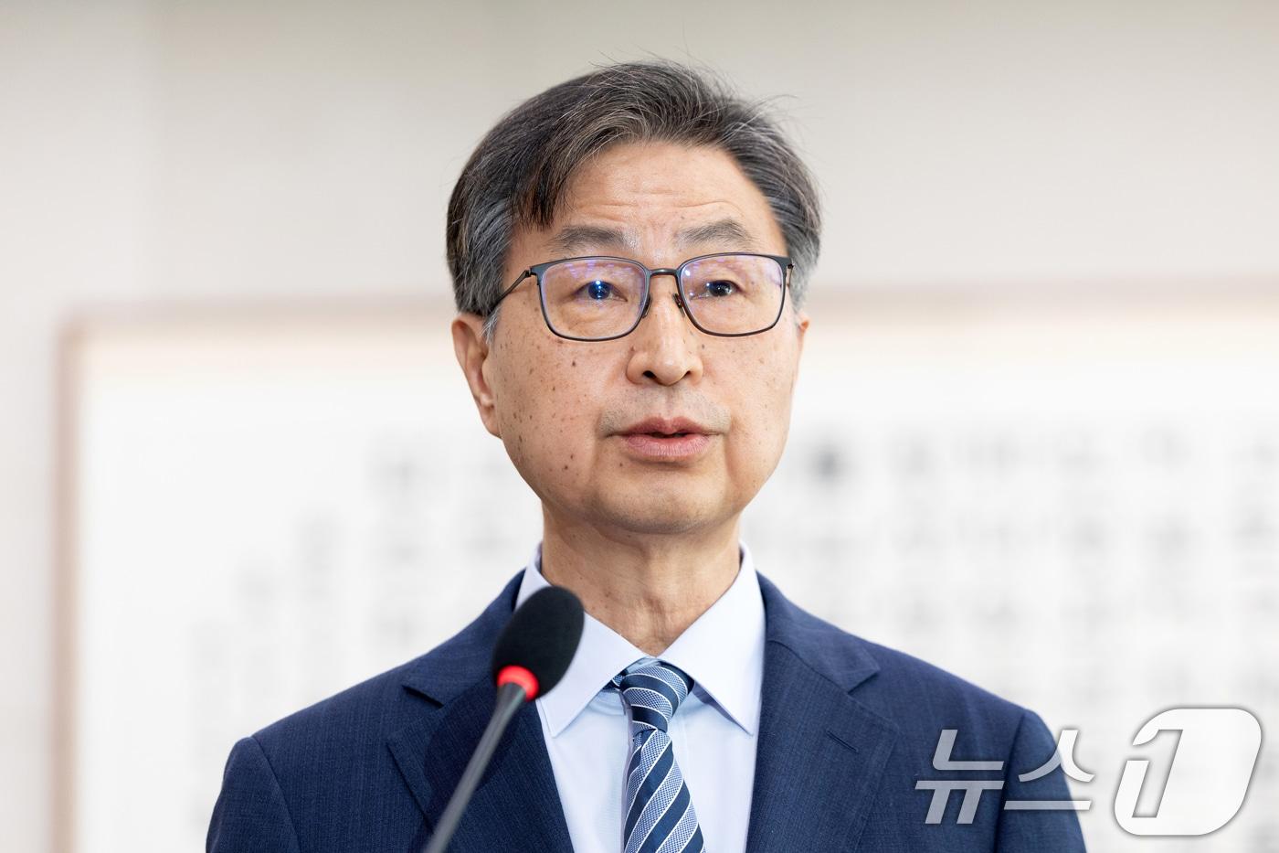 최재해 감사원장이 16일 서울 여의도 국회에서 열린 법제사법위원회 감사원 등에 대한 국정감사에 출석해 업무보고하고 있다. 2025.10.16/뉴스1 ⓒ News1 이승배 기자