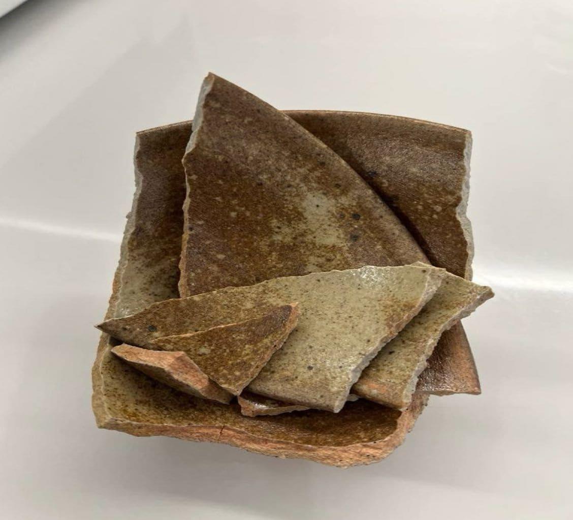 본문 이미지 - 깨진 전승공예품 ‘다완’