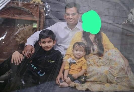 본문 이미지 - &#40;알페시바이 칸티바이 솔란키&#40;41&#41; 가족의 생전 모습. NDTV&#41;