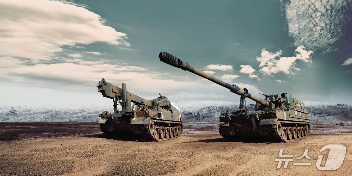 본문 이미지 - K9 자주포와 K10 탄약운반차 자료사진&#40;한화에어로스페이스 제공&#41;