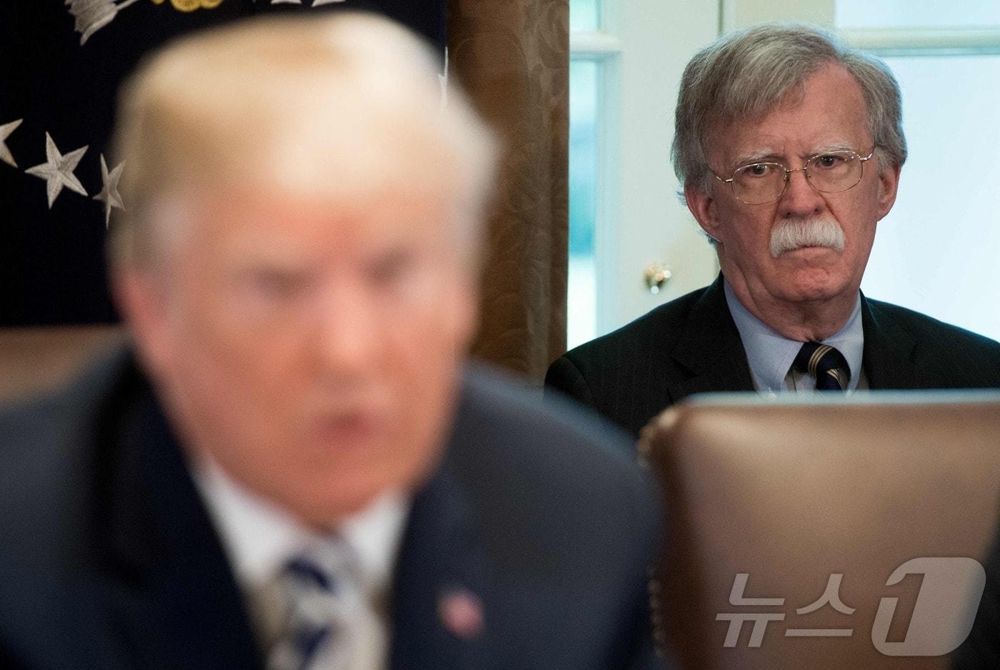 2018년 도널드 트럼프 미국 대통령과 존 볼턴 국가안보보좌관. 2018.5.9 ⓒ AFP=뉴스1