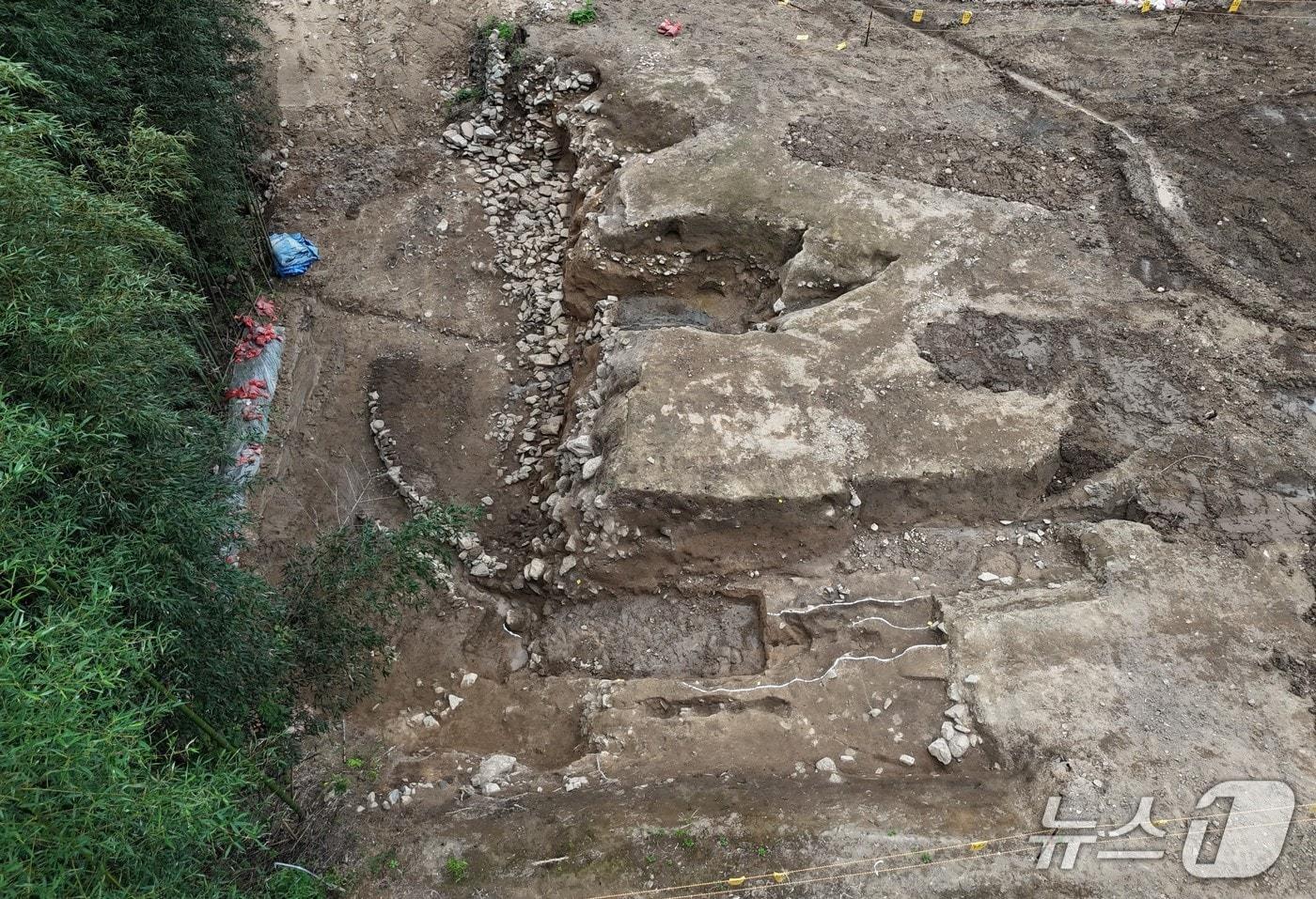 전북 완주군은 17일 &#34;상삼리 산성이 백제 사비기에 축조된 만경강 유역 지배의 핵심 거점 성곽으로 확인됐다&#34;고 밝혔다.&#40;완주군 제공. 재판매 및 DB금지&#41;2025.10.17/뉴스1