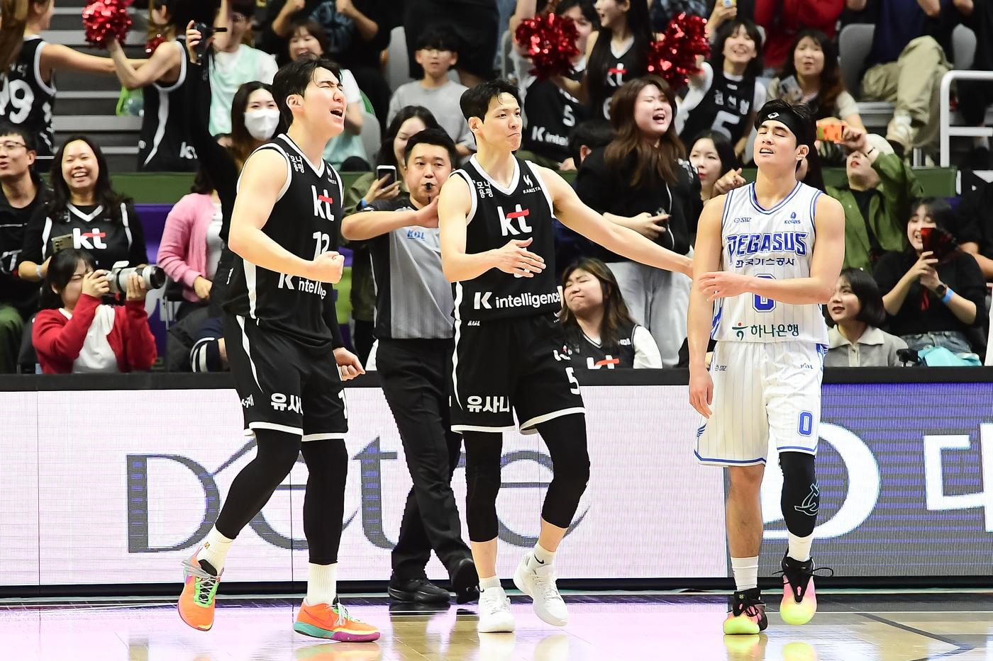 프로농구 수원 KT가 대구 한국가스공사를 꺾었다.&#40;KBL 제공&#41;