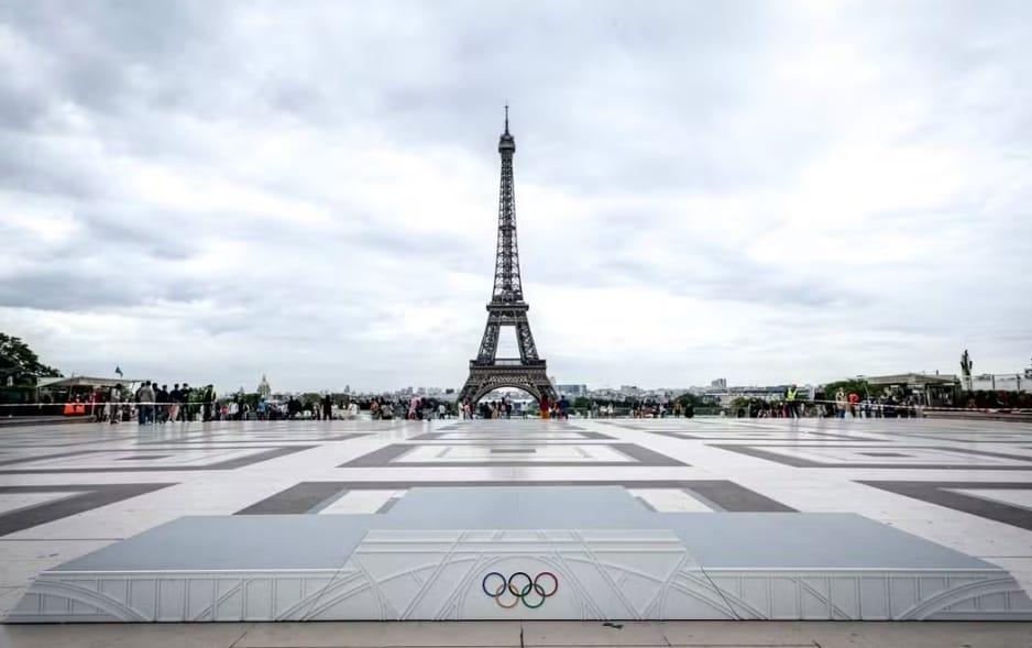 본문 이미지 - &#40;에펠탑. 리몽드 갈무리&#41;