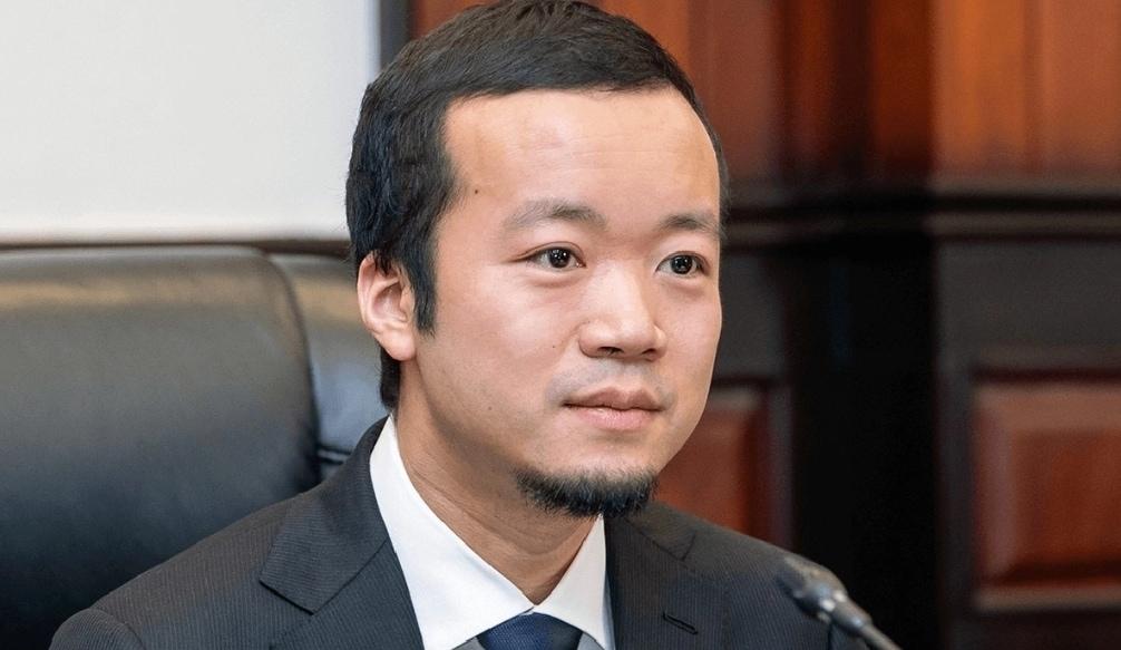 본문 이미지 - &#40;프린스 홀딩 그룹의 창립자이자 회장인 천즈. 캄보디아투데이&#41;