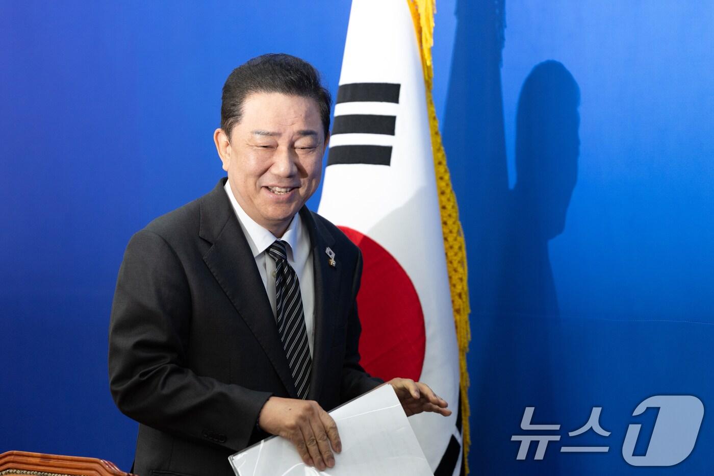 김병기 더불어민주당 원내대표가 19일 서울 여의도 국회에서 열린 국정감사 기자간담회에 참석하고 있다. 2025.10.19/뉴스1 ⓒ News1 이승배 기자