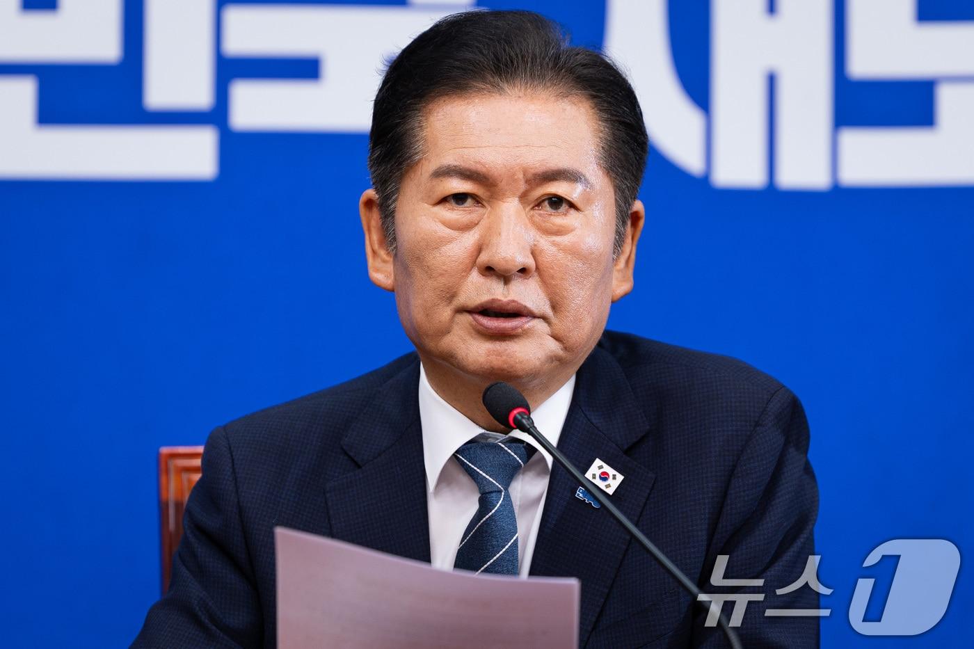 정청래 더불어민주당 대표가 2일 서울 여의도 국회에서 열린 최고위원회의에서 모두 발언을 하고 있다. 2025.10.2/뉴스1 ⓒ News1 유승관 기자