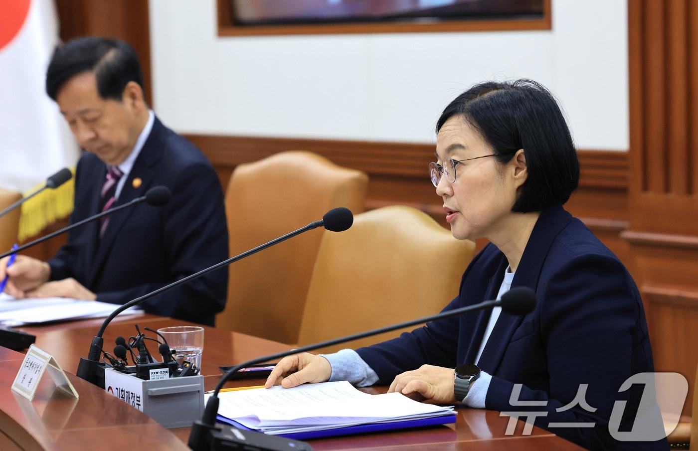 본문 이미지 - 한성숙 중소벤처기업부 장관. 2025.10.2/뉴스1 ⓒ News1 임세영 기자