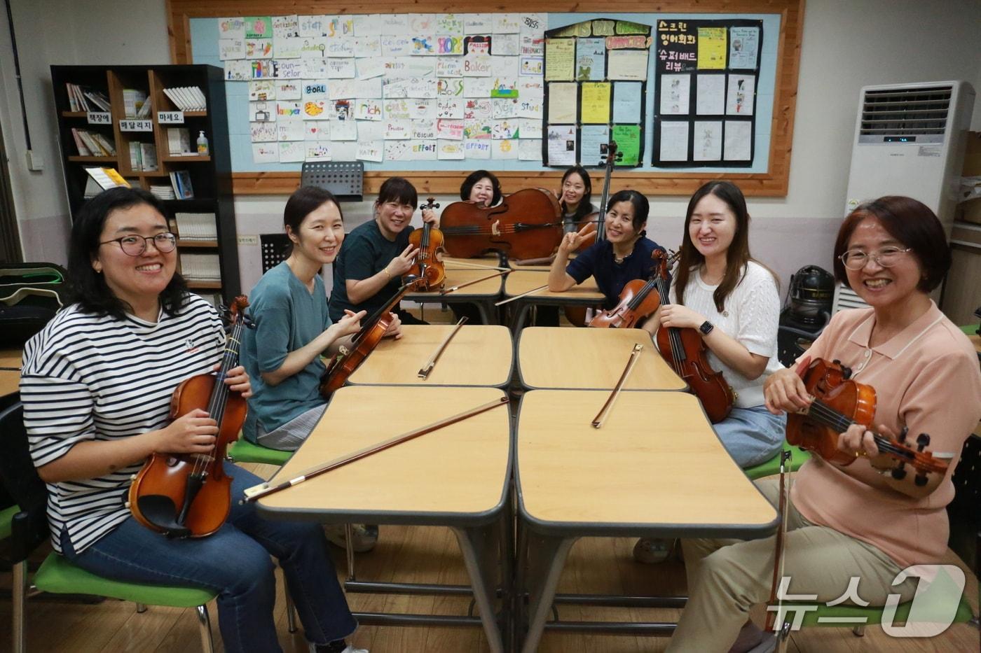  제천지역 동행 교사 음악 동아리 '에듀패밀리 클래식 앙상블'.2025.10.2/뉴스1 ⓒ News1 손도언 기자