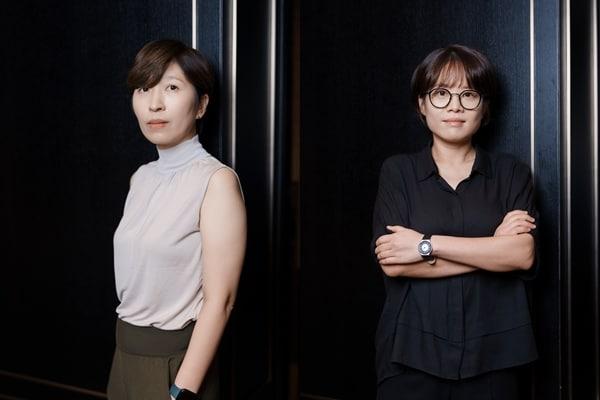 본문 이미지 - 디즈니+ '북극성' 정서경 작가(왼쪽), 김희원 감독/ 월트 디즈니 컴퍼니 코리아