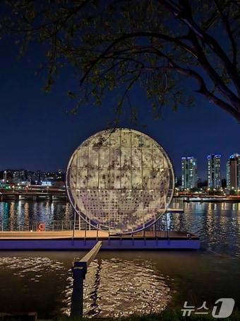 본문 이미지 - 달빛노들 전경&#40;서울관광재단 제공&#41; 