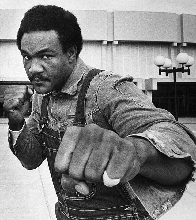 본문 이미지 - 조지 포먼. &#40;출처: United Press International, 1976, Public domain, via Wikimedia Commons&#41;