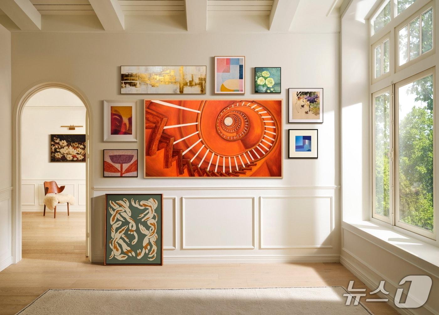 본문 이미지 - 삼성전자, 삼성 아트 스토어에 '아트 바젤 파리 컬렉션' 공개했다.(삼성전자 제공)