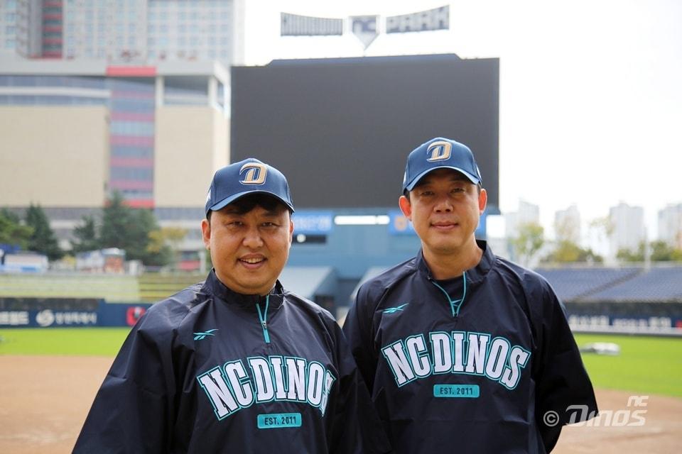 본문 이미지 - NC 다이노스에 합류한 김상훈, 이승호 코치(왼쪽부터). (NC 제공)