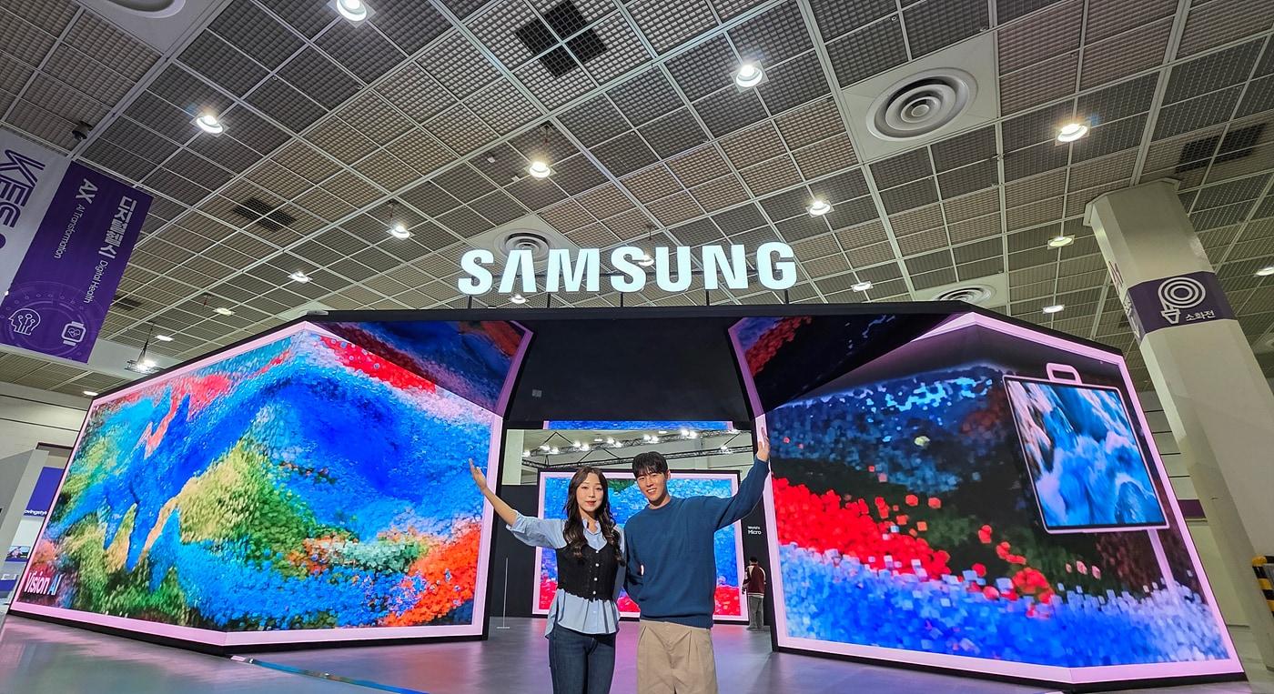 삼성전자가 서울 코엑스(COEX)에서 열리는 'KES 2025(한국전자전)'에서 참가해 주거부터 교육, 비즈니스까지 다양한 환경 속에서 일상을 혁신하는 최신 AI 제품과 기술을 선보인다.(삼성전자 제공)