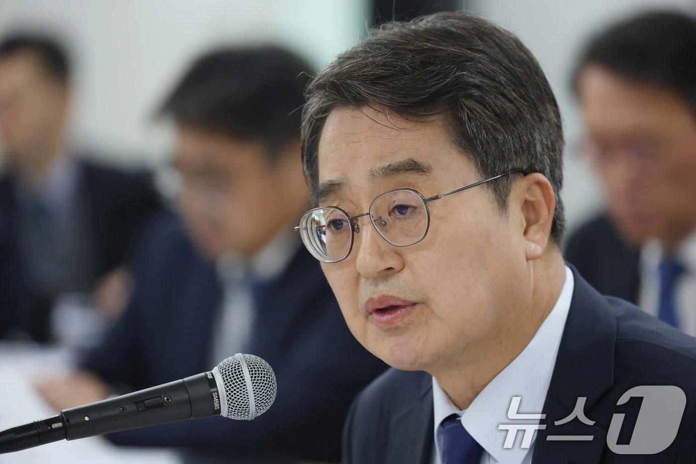 김동연 경기도지사가 21일 경기 수원시 영통구 경기도청에서 열린 국회 행정안전위원회의 경기도에 대한 국정감사에서 의원 질의에 답하고 있다. 2025.10.21/뉴스1 ⓒ News1 김영운 기자