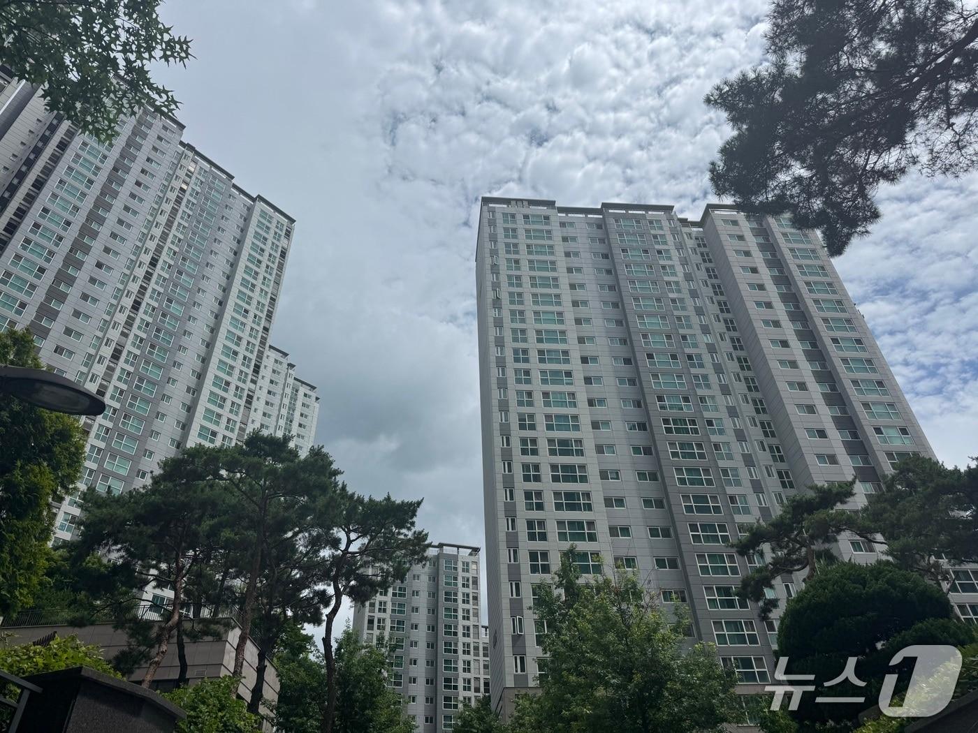 본문 이미지 - 서울 마포 래미안푸르지오 단지 전경 뉴스1ⓒ news1 