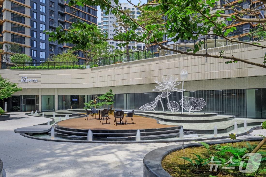 본문 이미지 - 래미안 원펜타스 선큰정원 &#40;삼성물산 제공&#41; 뉴스1 ⓒ News1