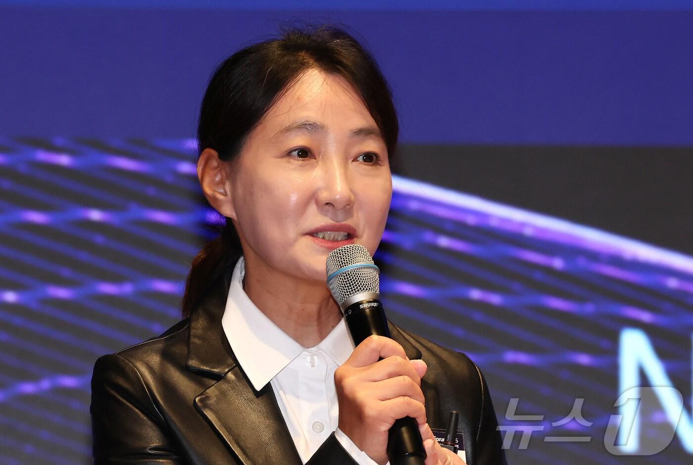 이재경 NH투자증권 리테일사업총괄부문 부사장이 22일 서울 여의도 한국거래소에서 열린 2025 뉴스1 투자포럼&#40;NIF&#41;에서 자본시장으로 머니무브와 증권사의 역할 강화를 주제로 발표하고 있다. 2025.10.22/뉴스1 ⓒ News1 장수영 기자