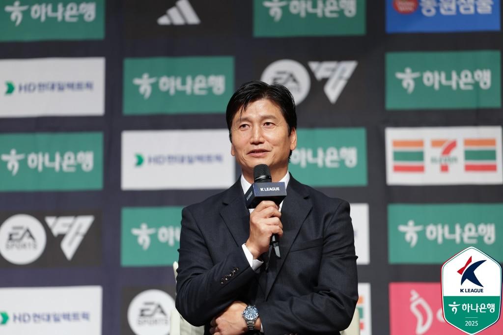 본문 이미지 - 정정용 김천 상무 감독.  (한국프로축구연맹 제공, 재판매 및 DB 금지) /뉴스1 ⓒ News1 김진환 기자