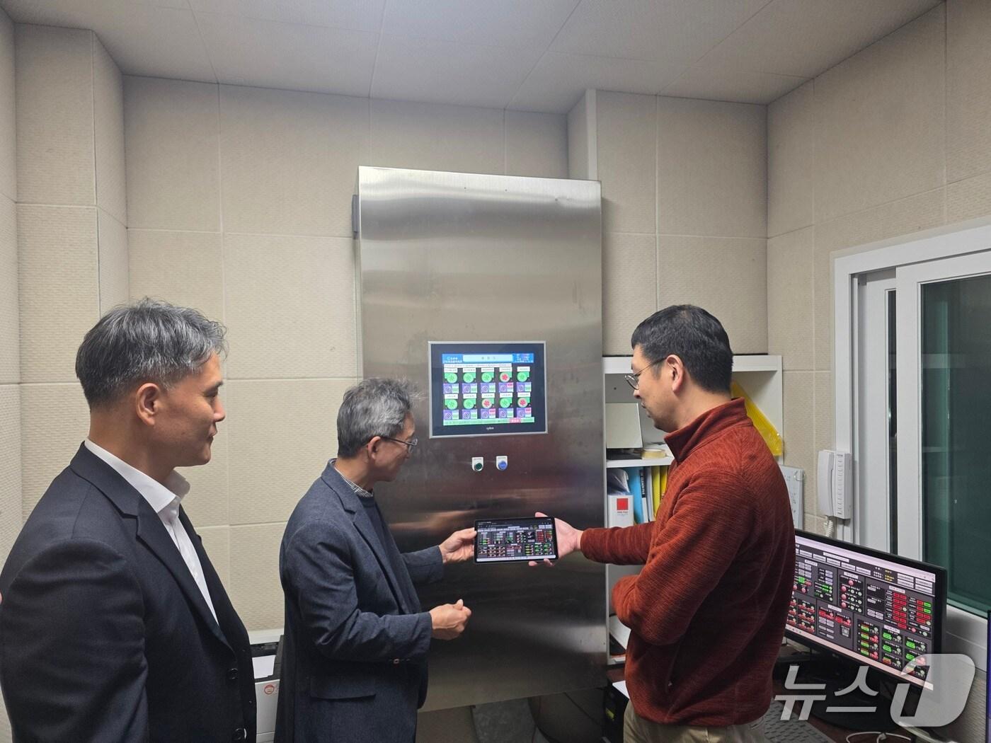 본문 이미지 - 춘천도시공사와 강원조달청, 혁신제품 시범구매 제품의 운영 및 관리 현황 점검.&#40;춘천도시공사 제공, 재판매 및 DB금지&#41;