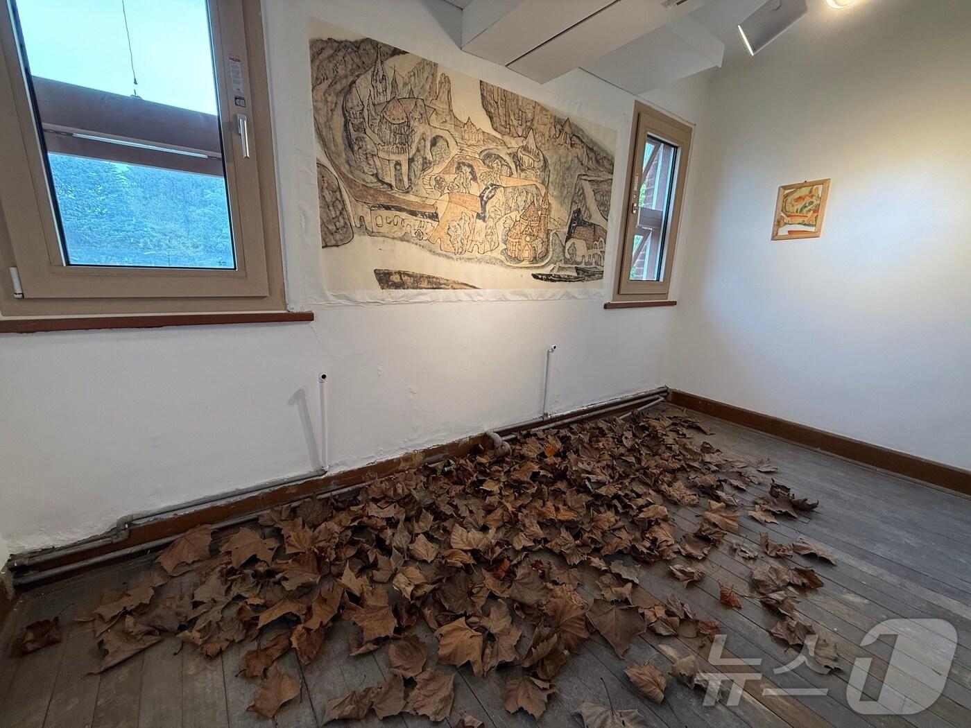 본문 이미지 - 헝가리 부다페스트에 있는 '실라기데소 스퀘어 처치' 메이 티메이 작 ⓒ News1 김태성 기자