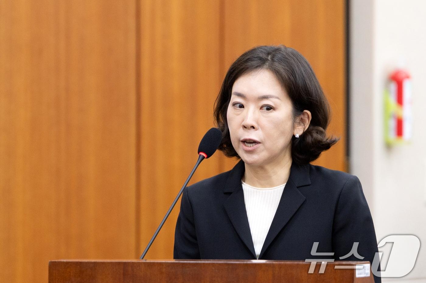 황성혜 구글코리아 부사장이 23일 서울 여의도 국회에서 열린 과학기술정보방송통신위원회 한국방송공사 등에 대한 국정감사에 출석해 의원 질의에 답변하고 있다. 2025.10.23/뉴스1 ⓒ News1 이승배 기자