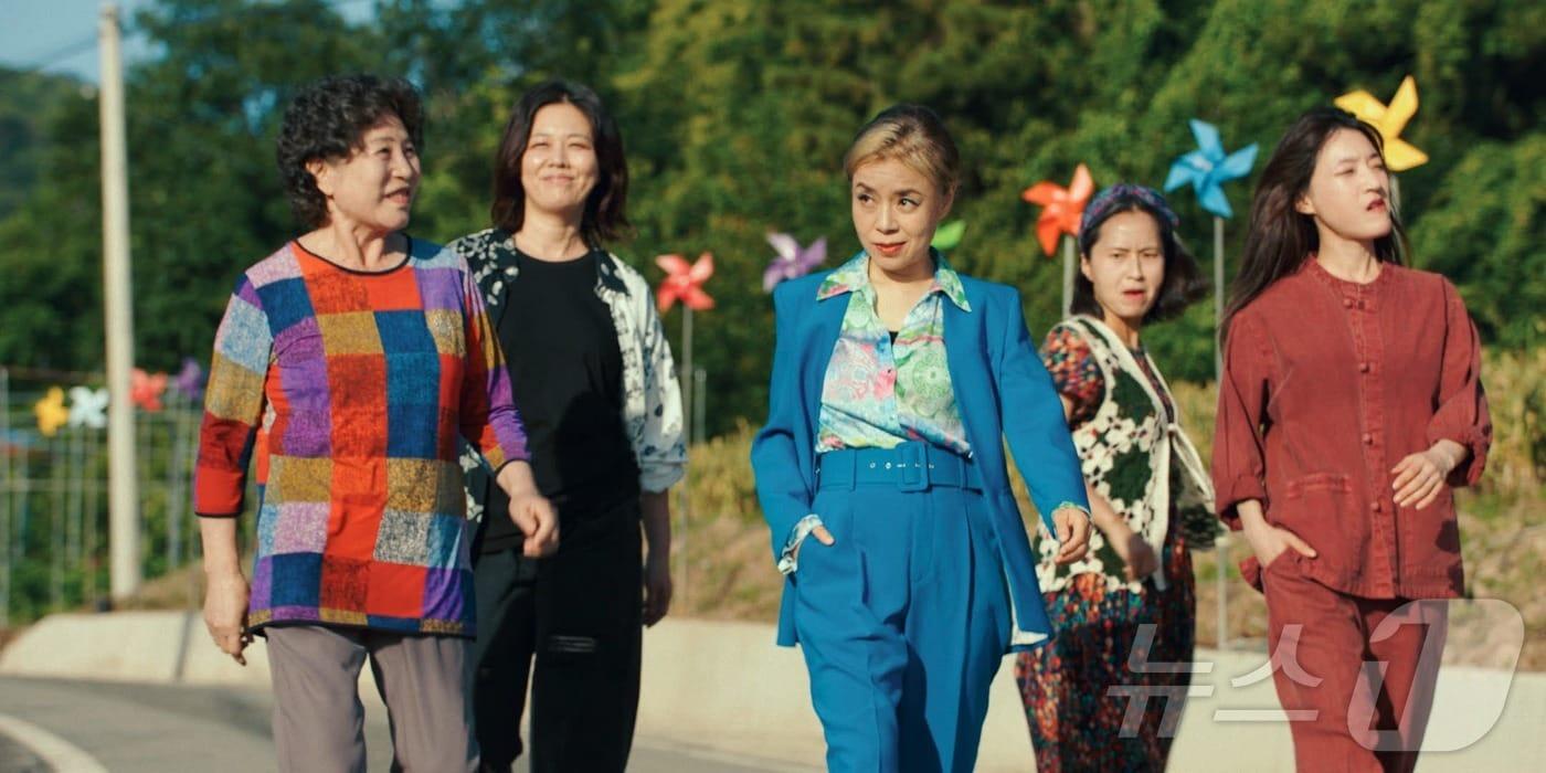 광주여성영화제 개막작 이유진 감독의 '이반리 장만옥' (광주여성영화제 제공. 재판매 및 DB금지) /뉴스1 