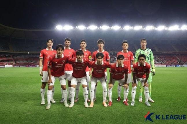 본문 이미지 - 포항 스틸러스 선수단.(한국프로축구연맹 제공)