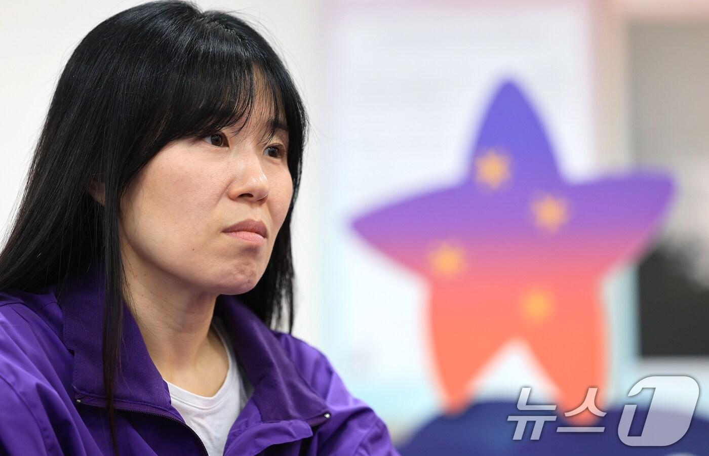 송해진 10·29 이태원 참사 유가족협의회 운영위원장&#40;고 이재현 어머니&#41;이 24일 이태원 참사 3주기를 앞두고 서울 종로구 적선현대빌딩에 마련된 ‘별들의 집’에서 뉴스1과 인터뷰를 하고 있다. 2025.10.24/뉴스1 ⓒ News1 임세영 기자