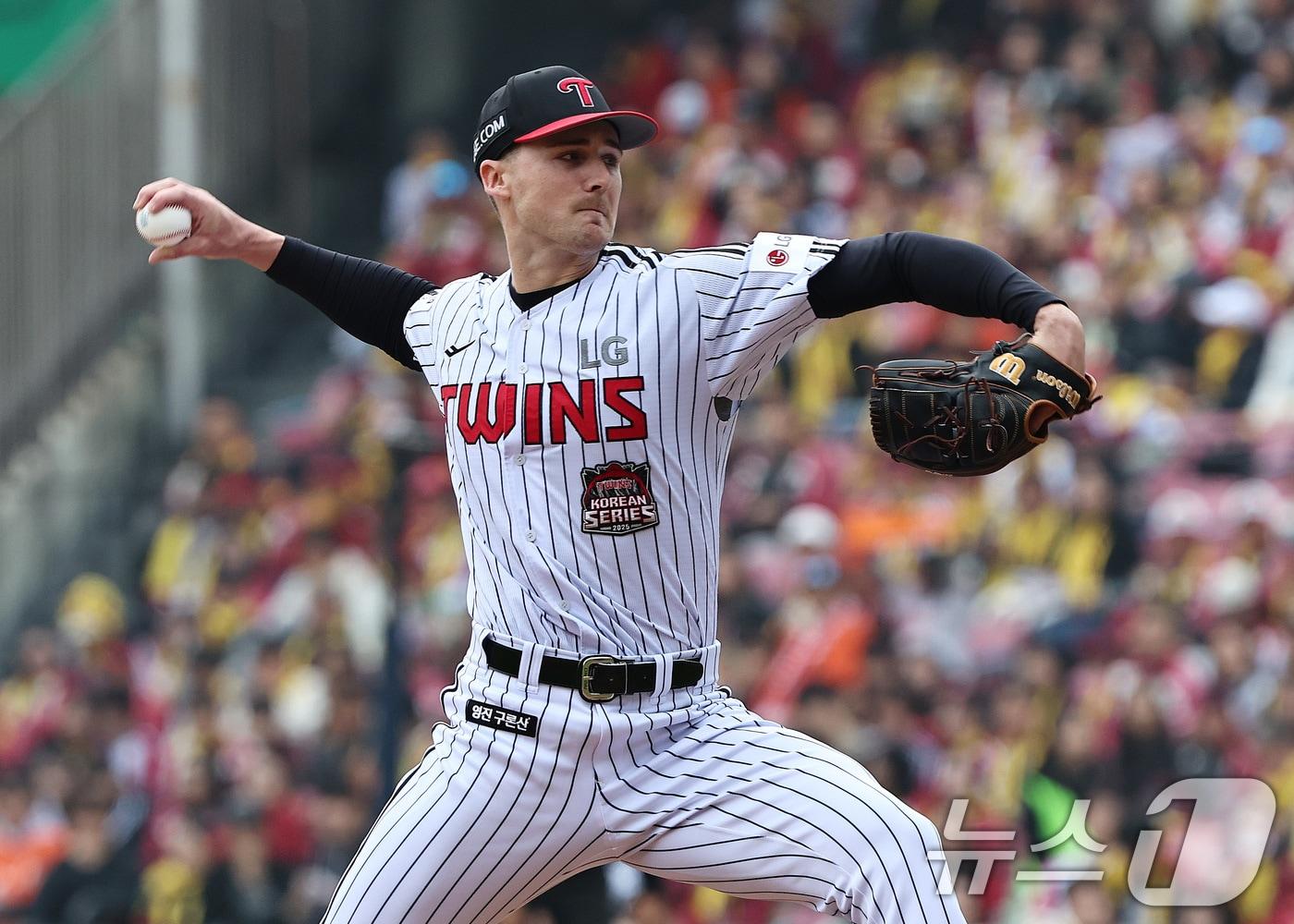 본문 이미지 - LG 트윈스 외국인 투수 앤더스 톨허스트. 2025.10.26/뉴스1 ⓒ News1 구윤성 기자