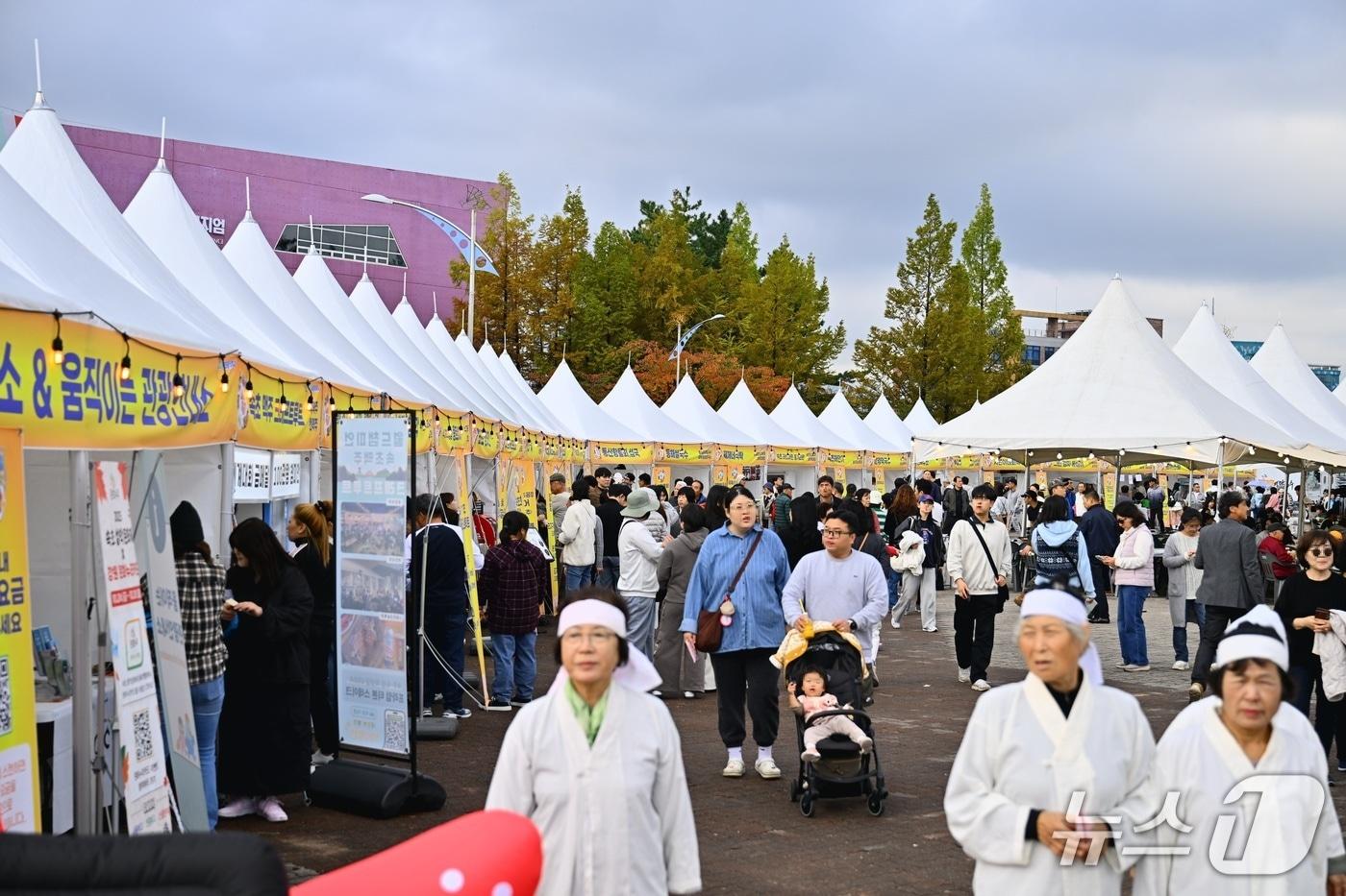 속초음식축제 행사장 전경.&#40;속초시 제공, 재판매 및 DB 금지&#41; 2025.10.26/뉴스1