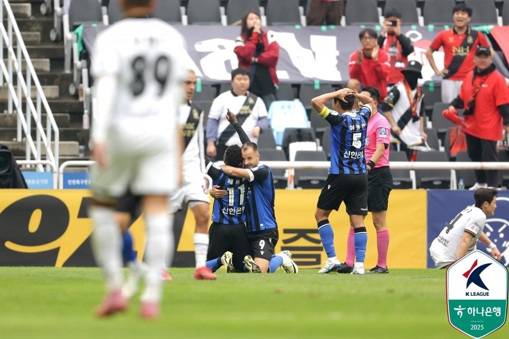 본문 이미지 - K리그1으로 승격한 인천 유나이티드. (한국프로축구연맹 제공)