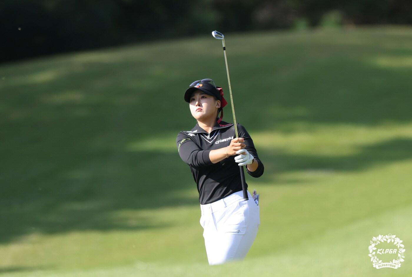 중국 출신 최초로 KLPGA 투어 정상에 오른 리슈잉. (KLPGA 제공)